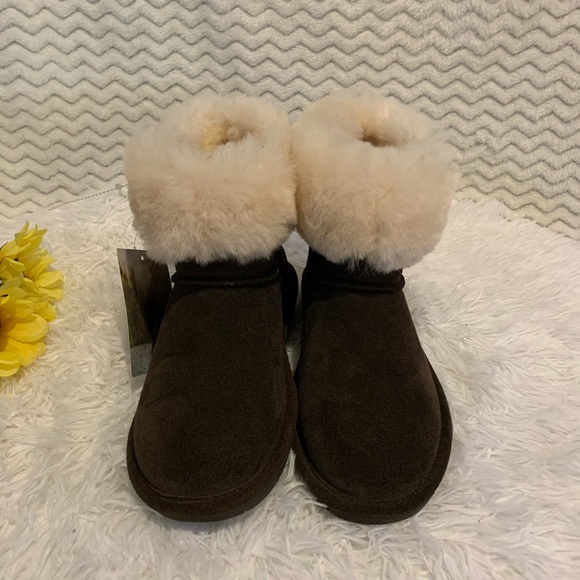 Bearpaw boot new size 7 - Picture 2 of 7